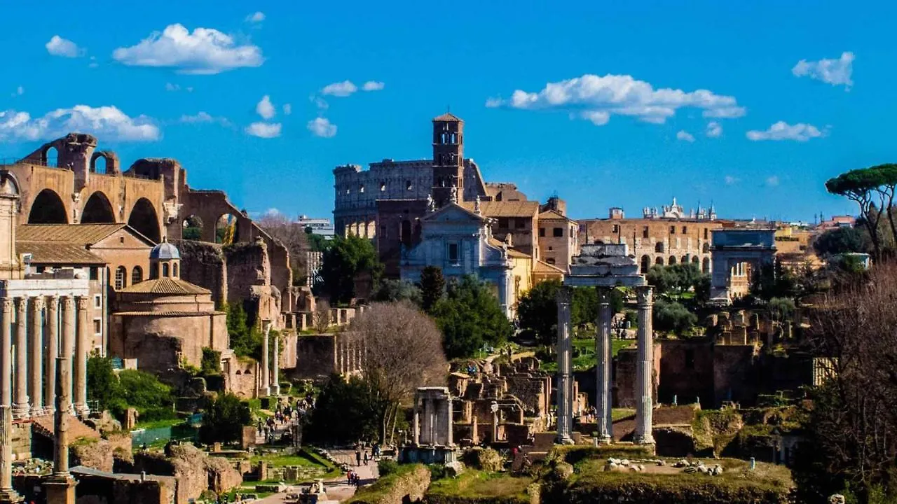Colossehome Rome 0*,  Italy
